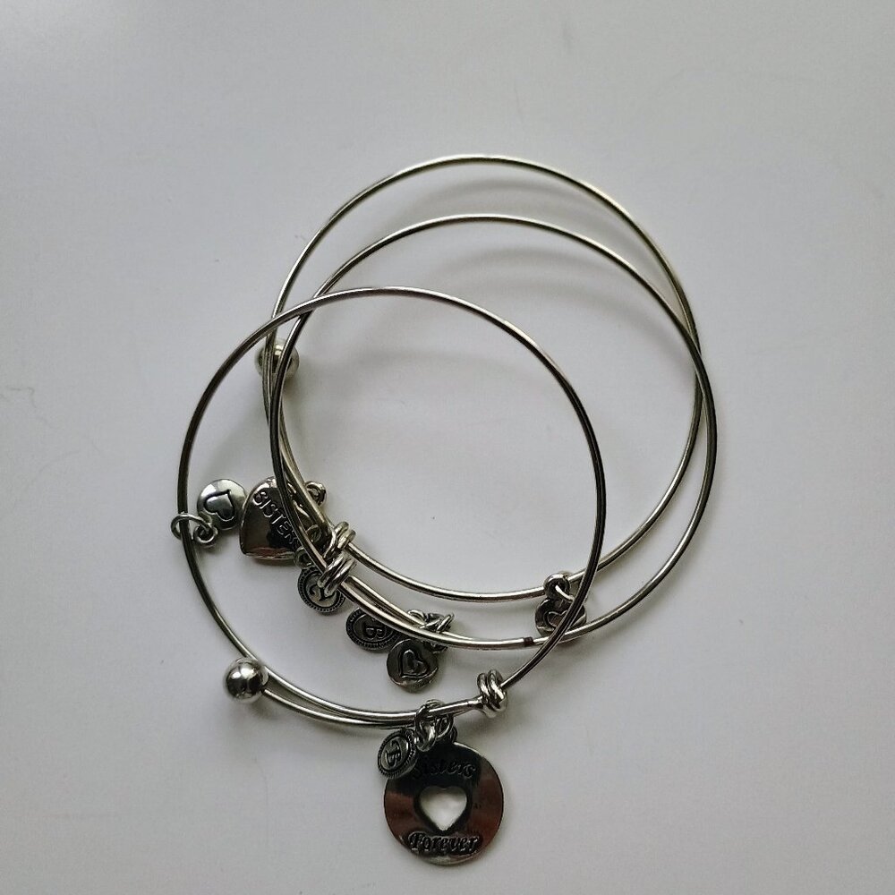 SET OF 3 SILVER BANGLE BRACELETS W/SISTER CHARMS